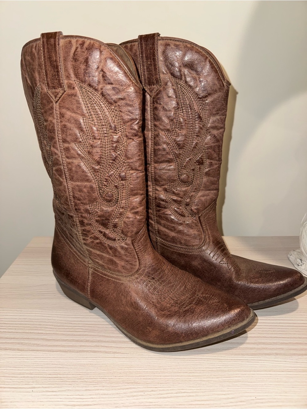 Coconuts by Matisse Brown Embroidered Western Cowboy Boots